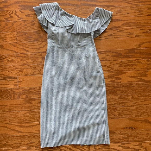 Banana Republic Seersucker Off the Shoulder Dress - Picture 2 of 5